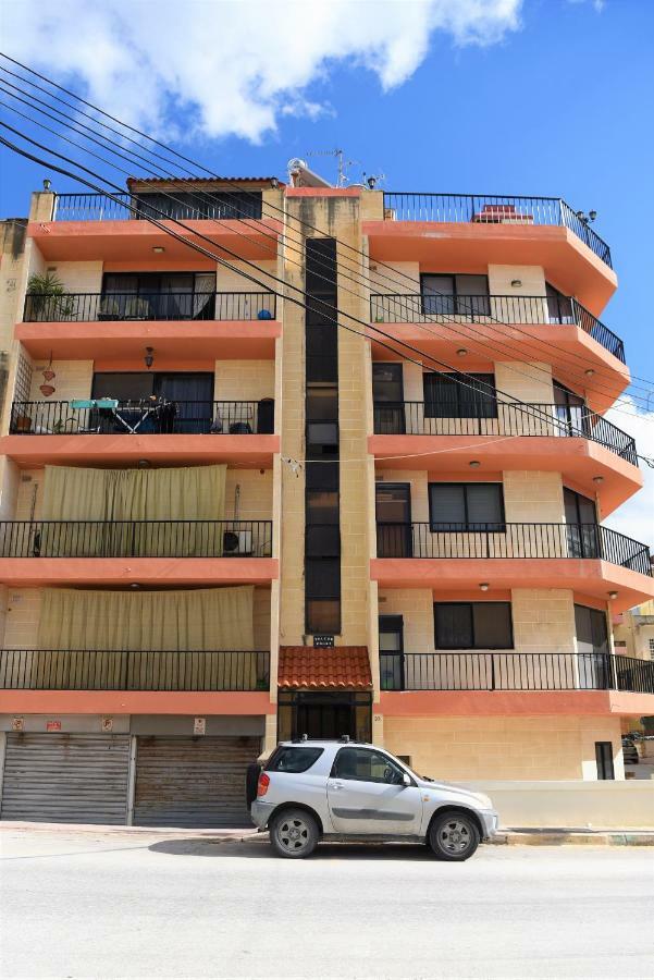 Appartement Red Malta - The Bijou Penthouse à San Pawl il-Baħar Extérieur photo